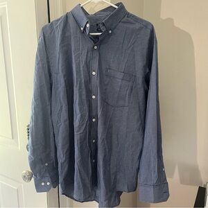 Izod men’s button down